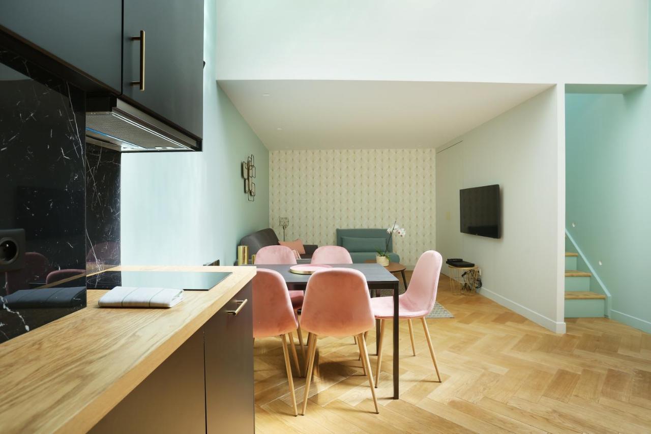 Apartment Center Of Paris By Studio Prestige Exterior photo